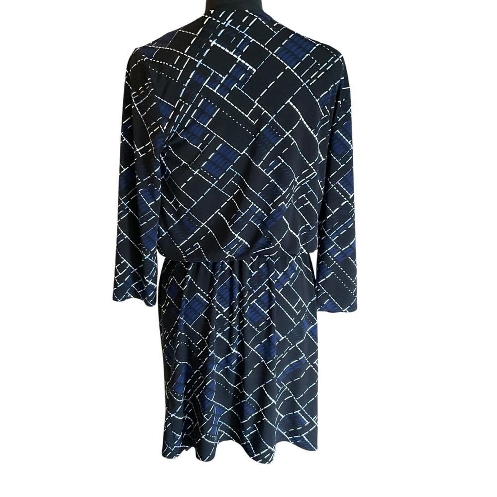 White House Black Market Black & Blue Geometric Print Faux Wrap Dress Size M - Picture 5 of 8